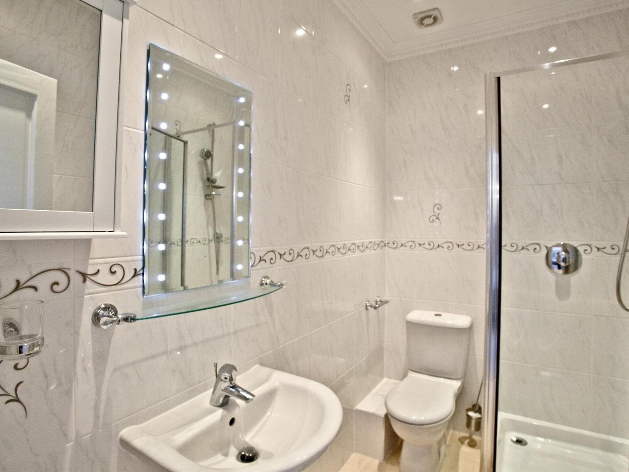 Riviera Mansion, Torquay Villa Екстериор снимка